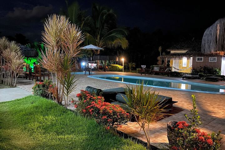 Pool 30 of 82