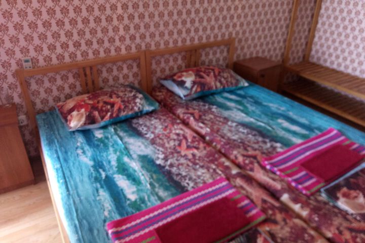 Room 17 of 20