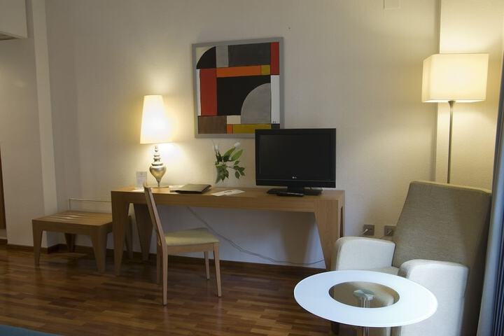 Room 15 of 39