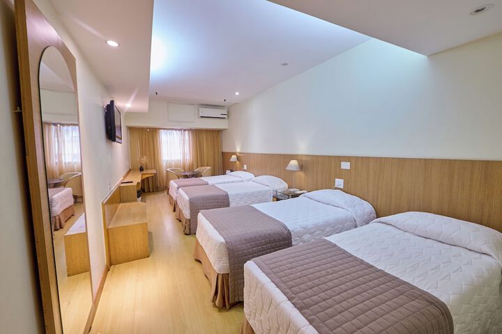 Room 19 of 145