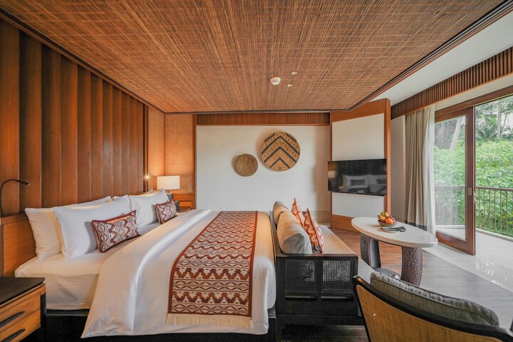 Room 17 of 80