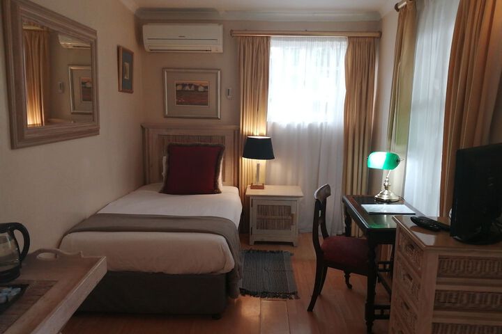 Room 13 of 46