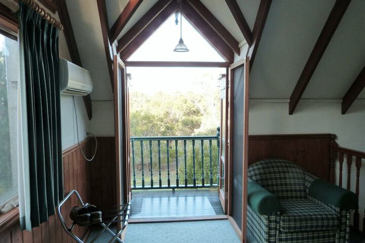 Room 5 of 51