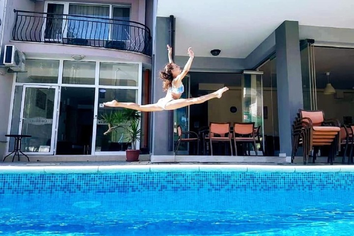 Pool 18 of 29