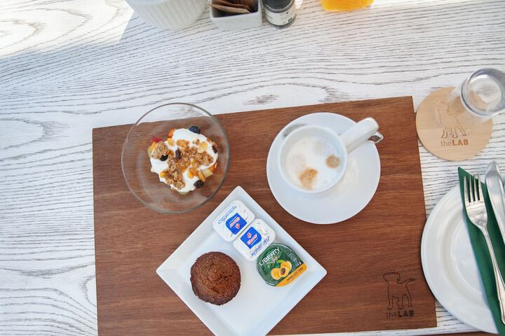 Breakfast/Coffee Service 24 of 27