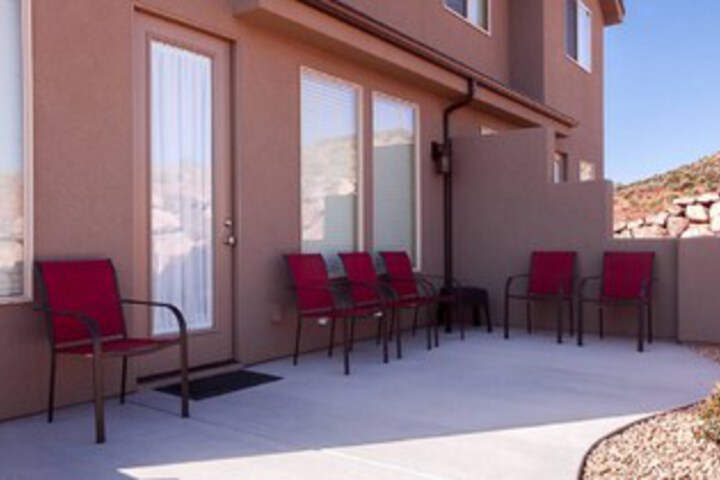 Terrace/Patio 12 of 48