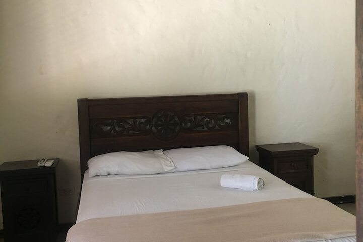 Room 9 of 47