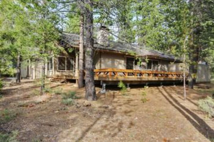 Look Out Lane 8 3 Br home by RedAwning