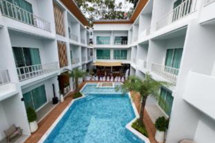 Seaqueen The Pool Koh Samed