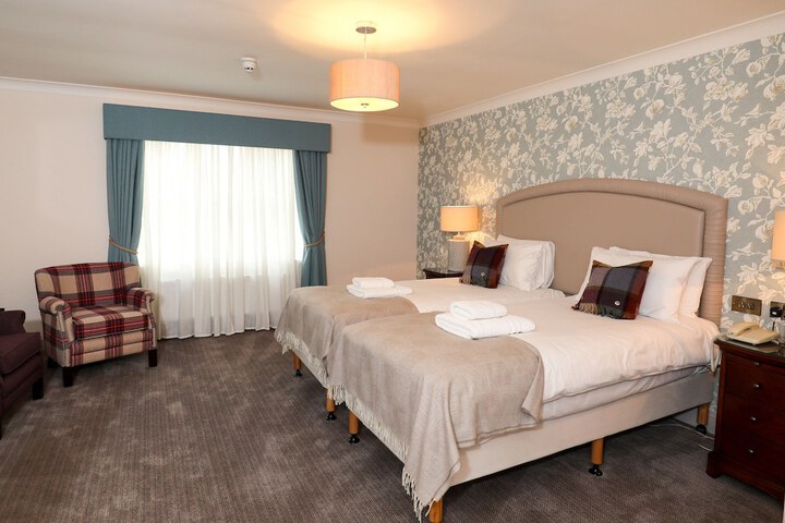 Room 7 of 145