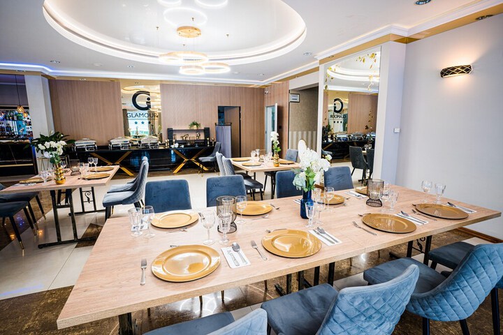Dining 65 of 102