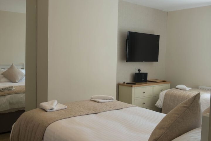 Room 17 of 79
