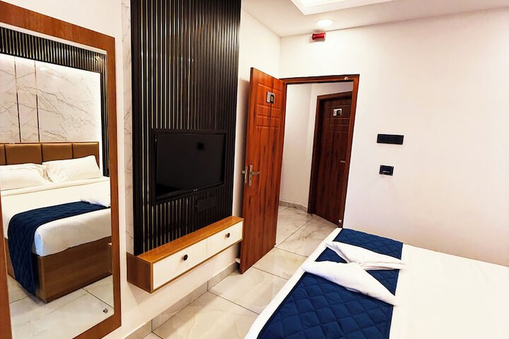 Room 35 of 56