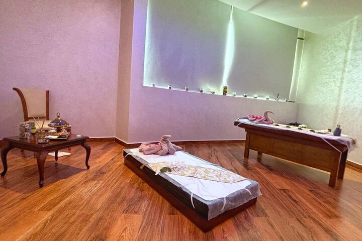 Spa 20 of 27