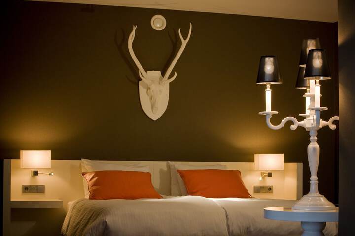 Room 10 of 70