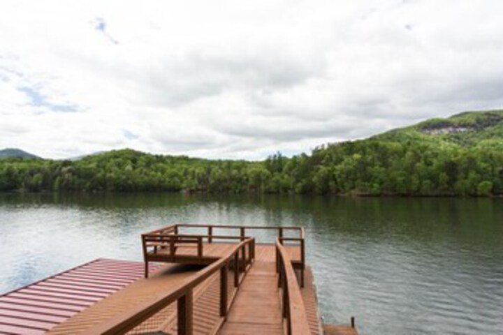 Photo of Wallace Lake House