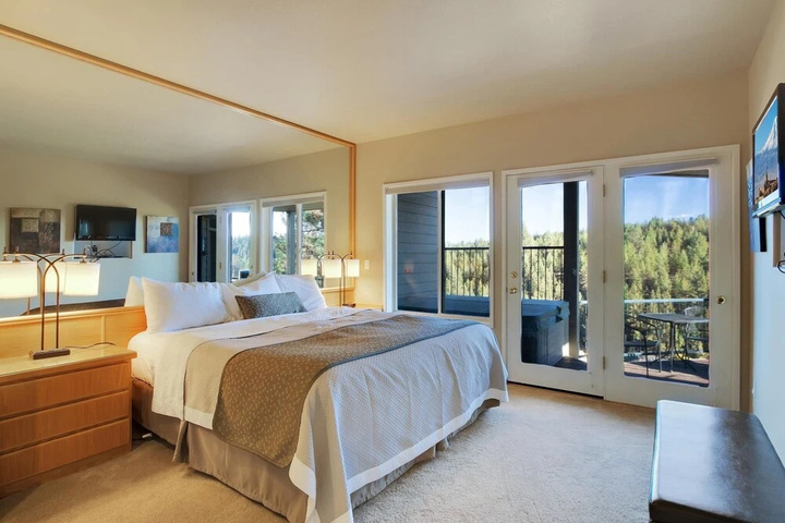 Room 2 of 17