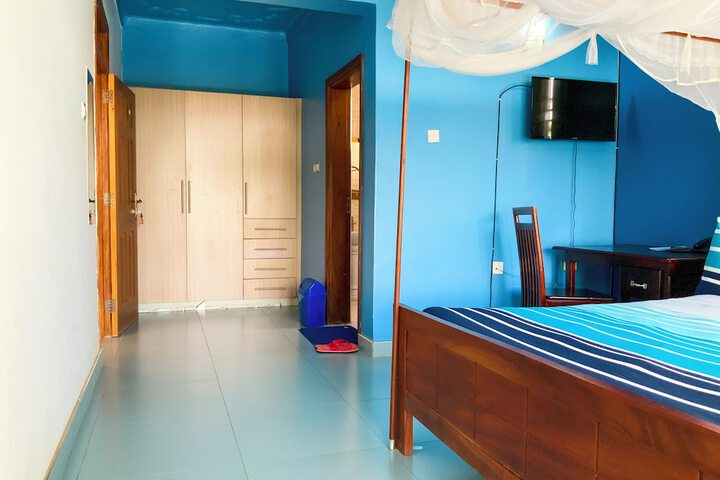 Room 50 of 226