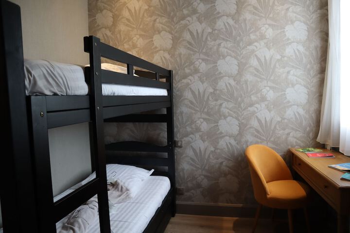Room 34 of 101