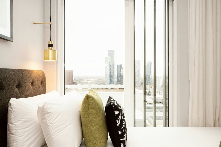 Room 41 of 82