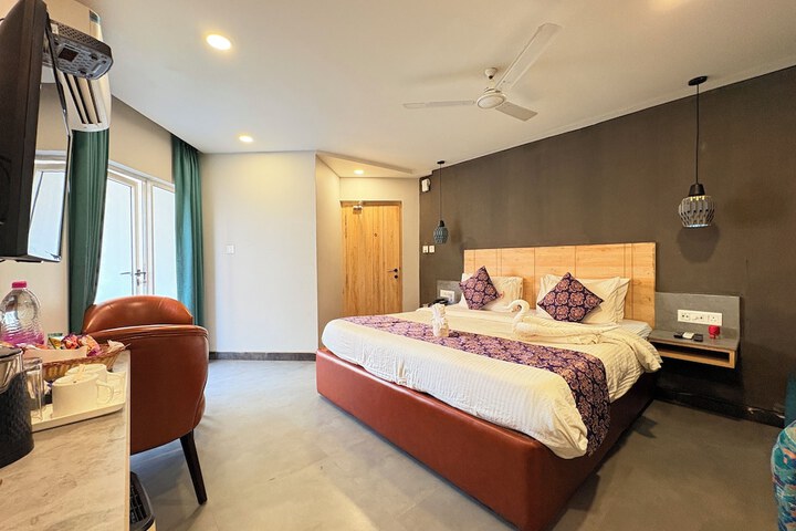 Room 42 of 154