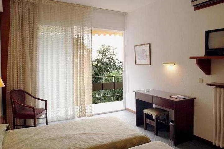 guest_rooms
