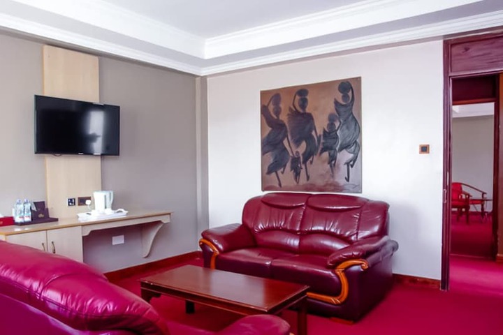 Room 14 of 45