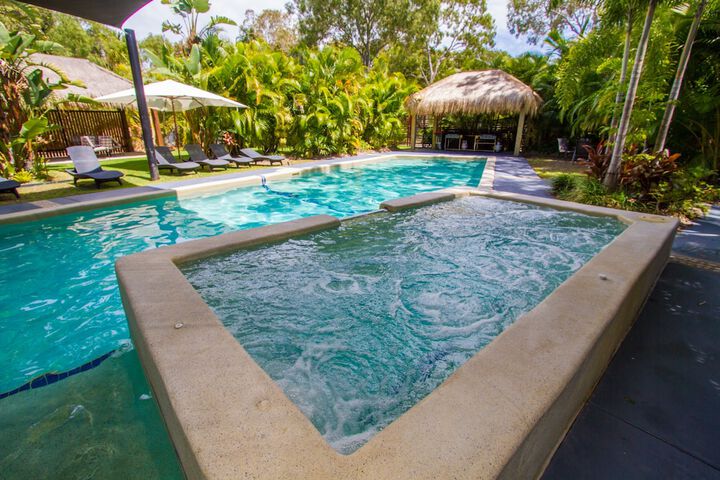 Pool 110 of 138
