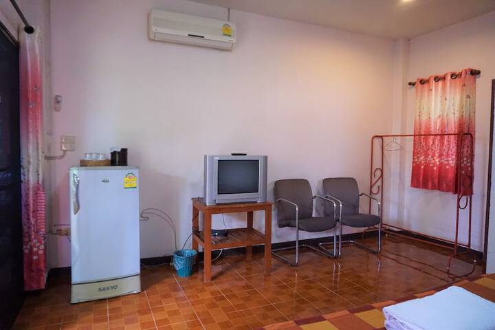Room 34 of 68