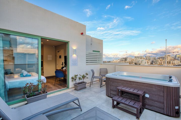 Terrace/Patio 59 of 98
