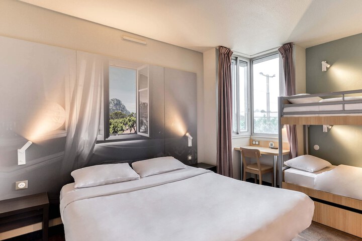 Room 21 of 41