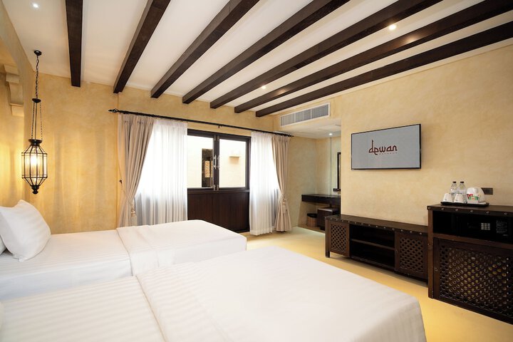 Room 18 of 84