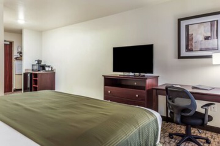 Room 46 of 108