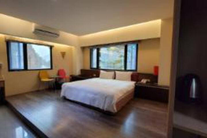 Room 22 of 23