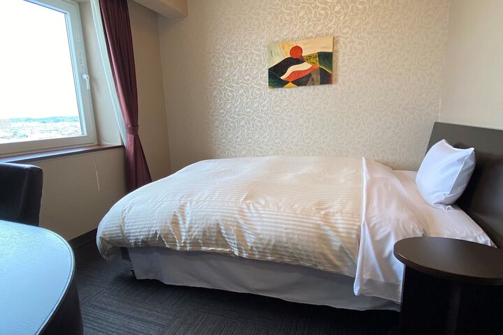 Room 7 of 29