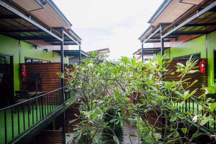 Property Grounds 30 of 33