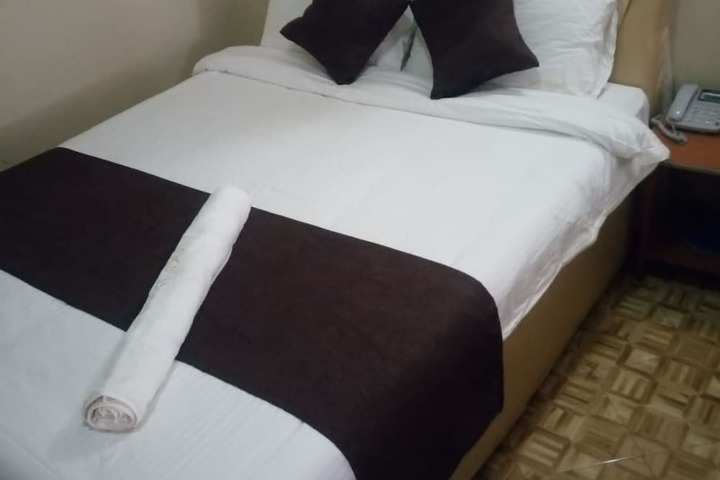 Room 7 of 23