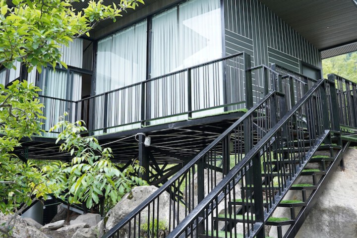 Room 7 of 58