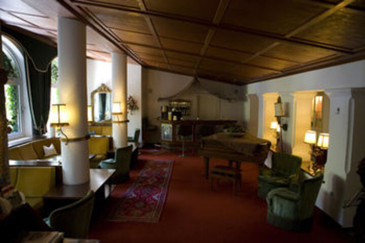 Hotel Interior 22 of 29