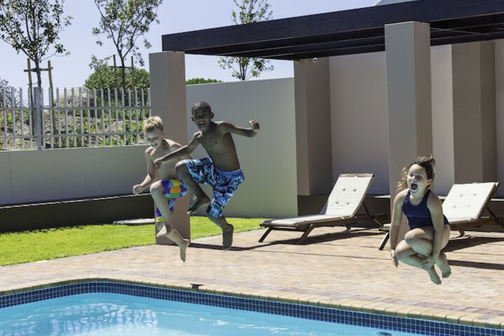 Pool 42 of 68