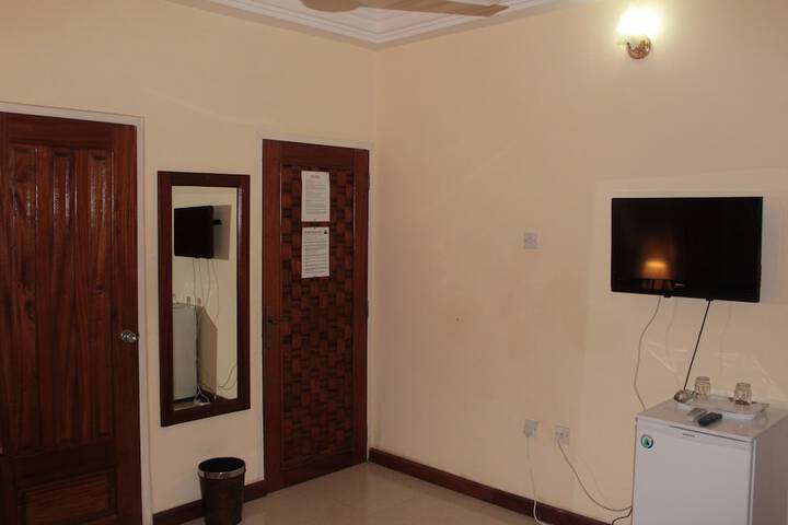 Room 10 of 70