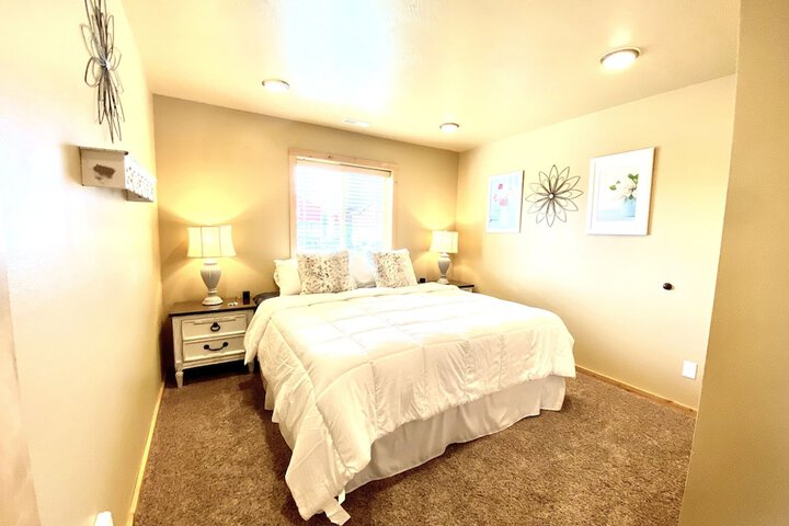 Room 18 of 426