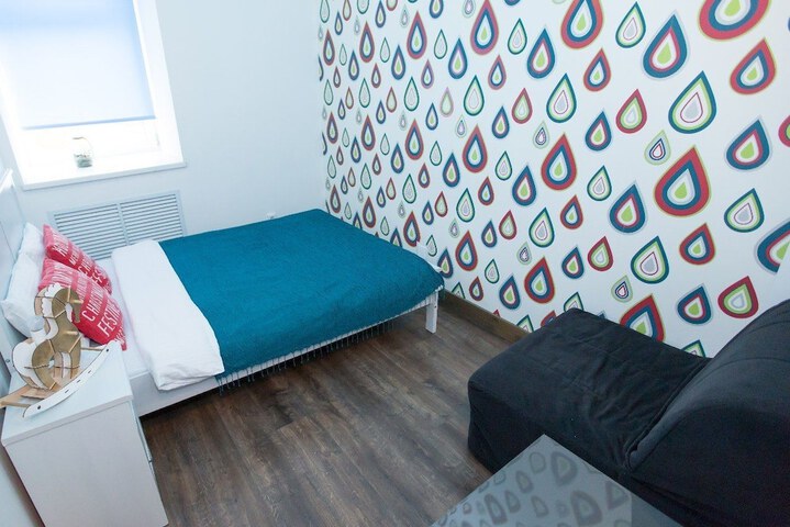 Room 6 of 19