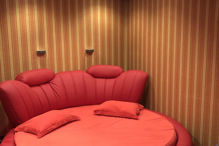 Spa 67 of 78