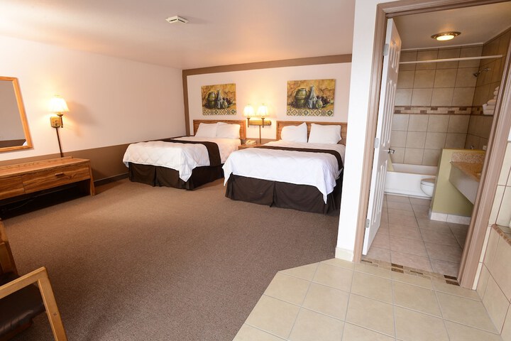 Room 9 of 31