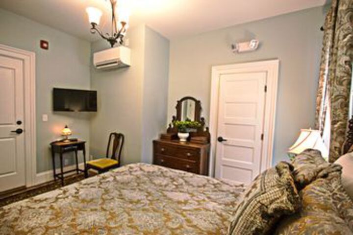 Room 12 of 75