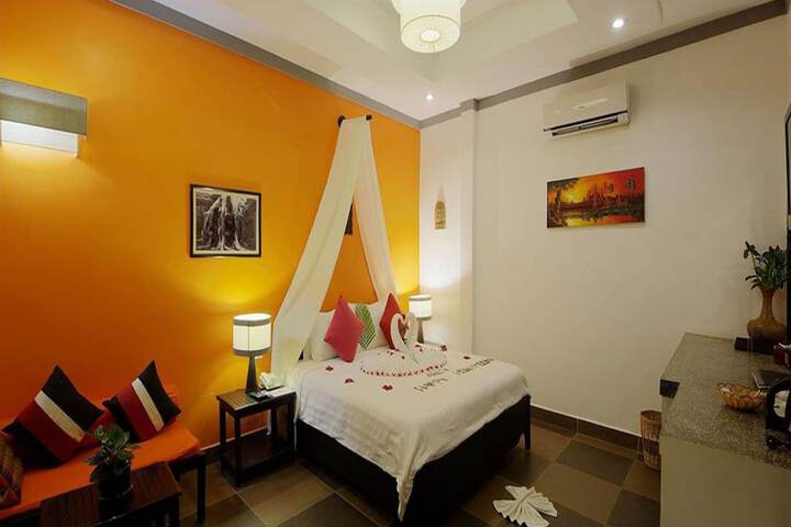 Room 20 of 51