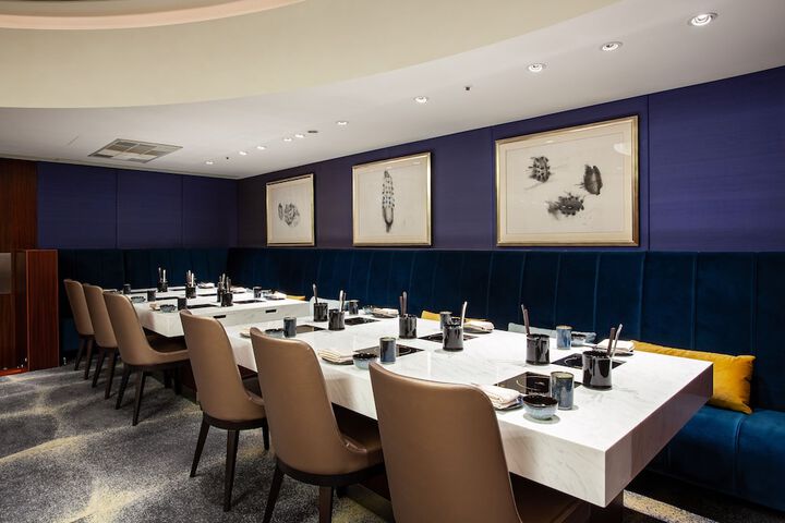 Dining 71 of 129