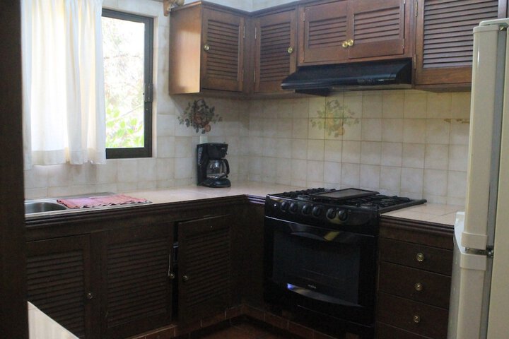 Room 3 of 38