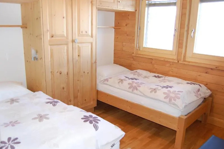 Room 4 of 11